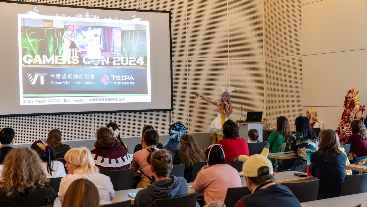 Workshop "Pin, Paint, Fun"